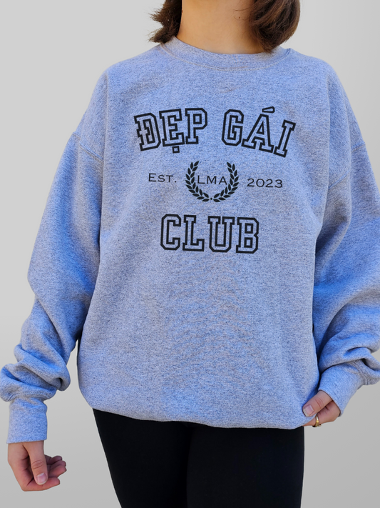 Pretty Girl Club Sweater (Vietnamese)